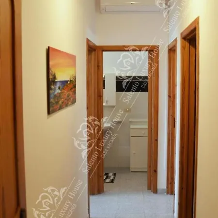 Luxury 17 Apartment